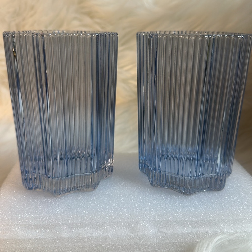 Glass Hause Ribbed Glasses Set - Picture 6 of 8